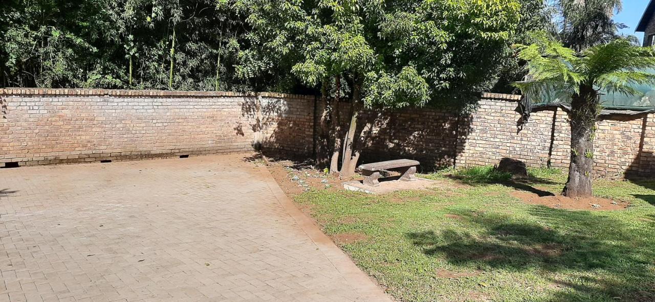 Cozy Guest Hotel Graskop Exterior foto